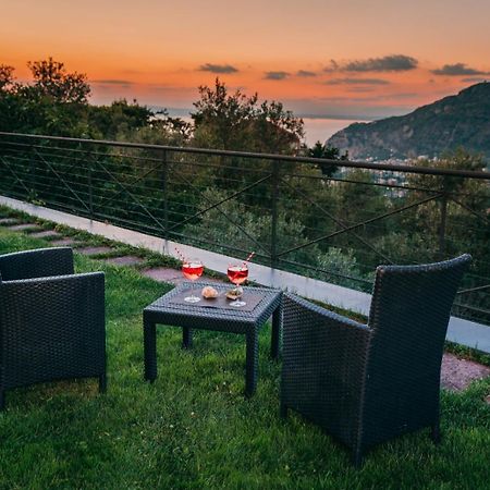 Villa Fanella, Independent House Between Sorrento & Amalfi Пиано ди Соренто Екстериор снимка
