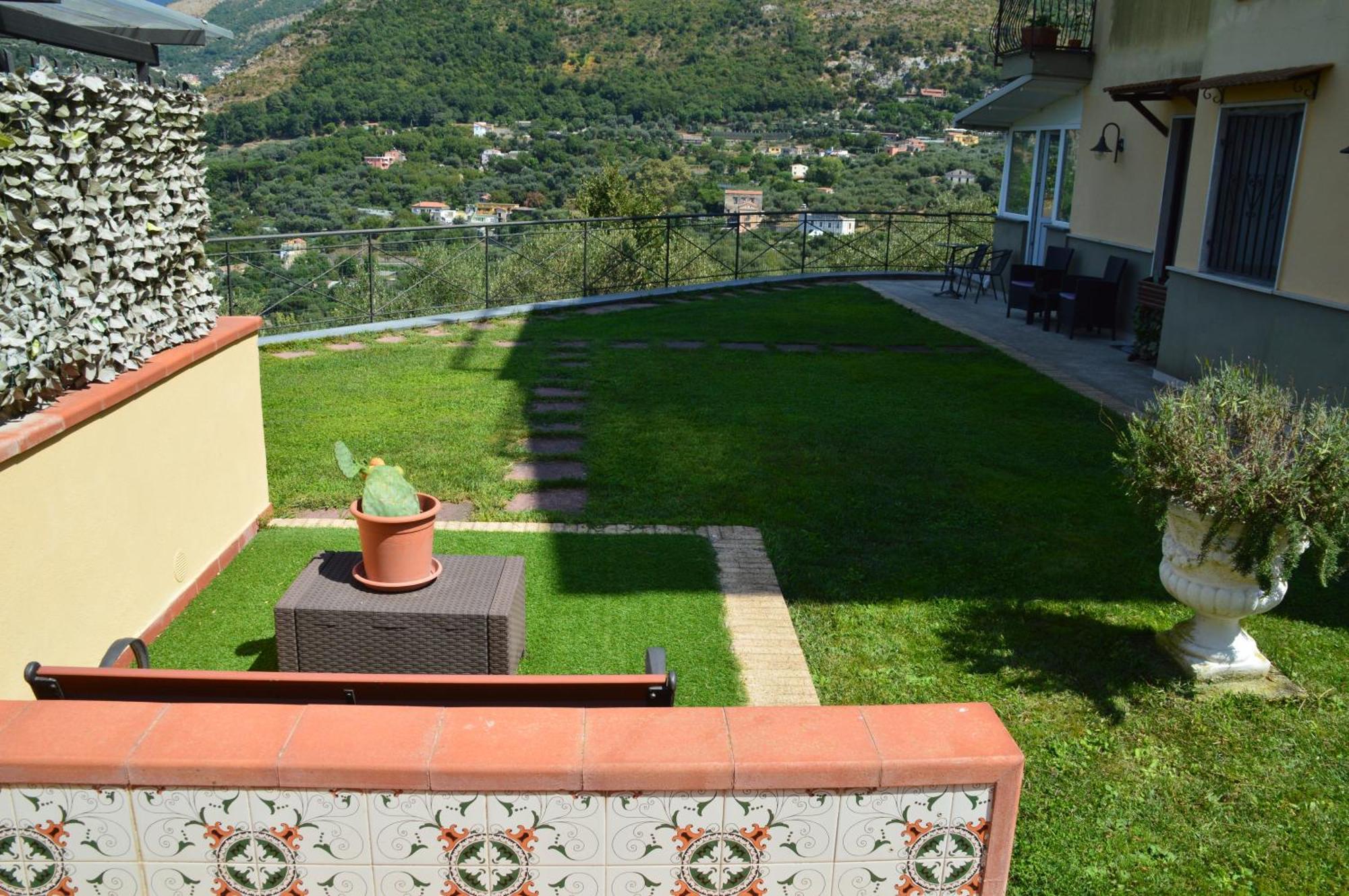 Villa Fanella, Independent House Between Sorrento & Amalfi Пиано ди Соренто Екстериор снимка